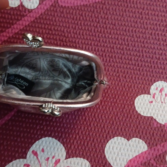 Brighton - Picture 3 of 3